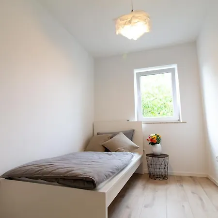 Moderne 80m² Mit Blick Ins Grune * ראונהיים